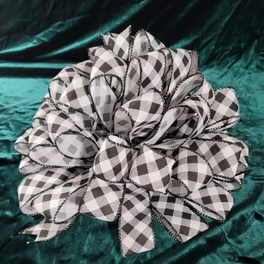 Christmas Tree Bow Topper, Black‎ and White Diamond Harlequin 44 Loop Bow Topper